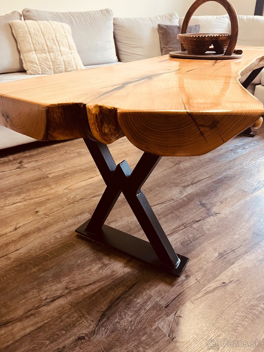 Stôl z masívu - 2