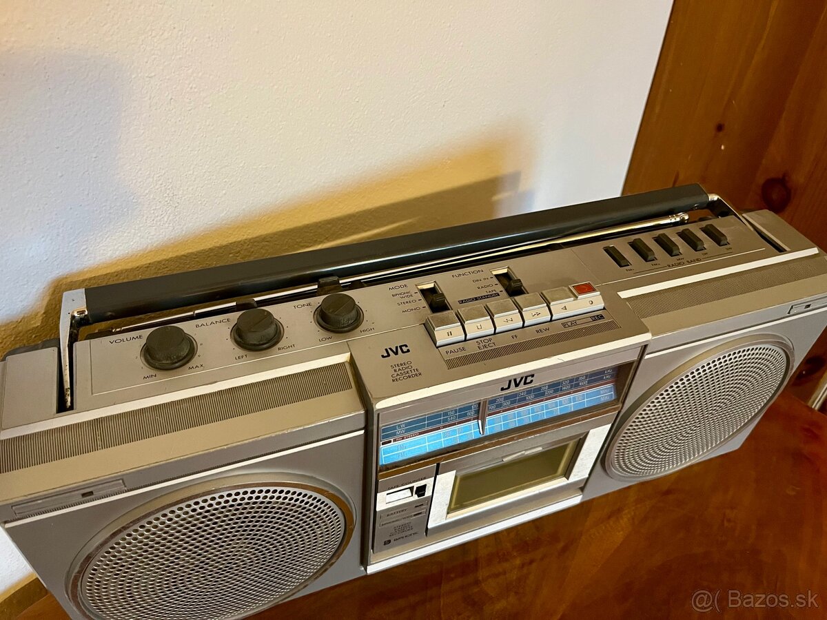 JVC RC-565LE, 1982 Japan - 2