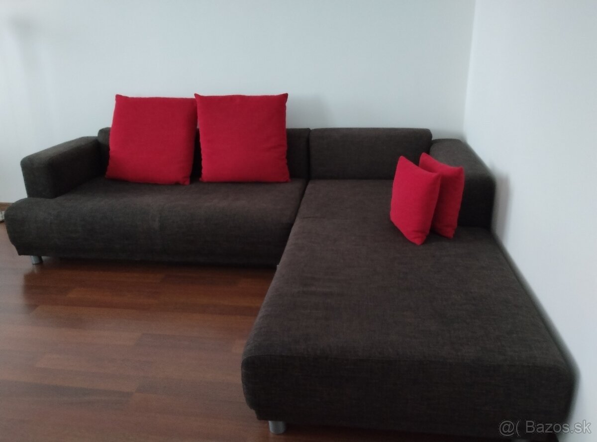 Rohový rozkladací gauč - 2