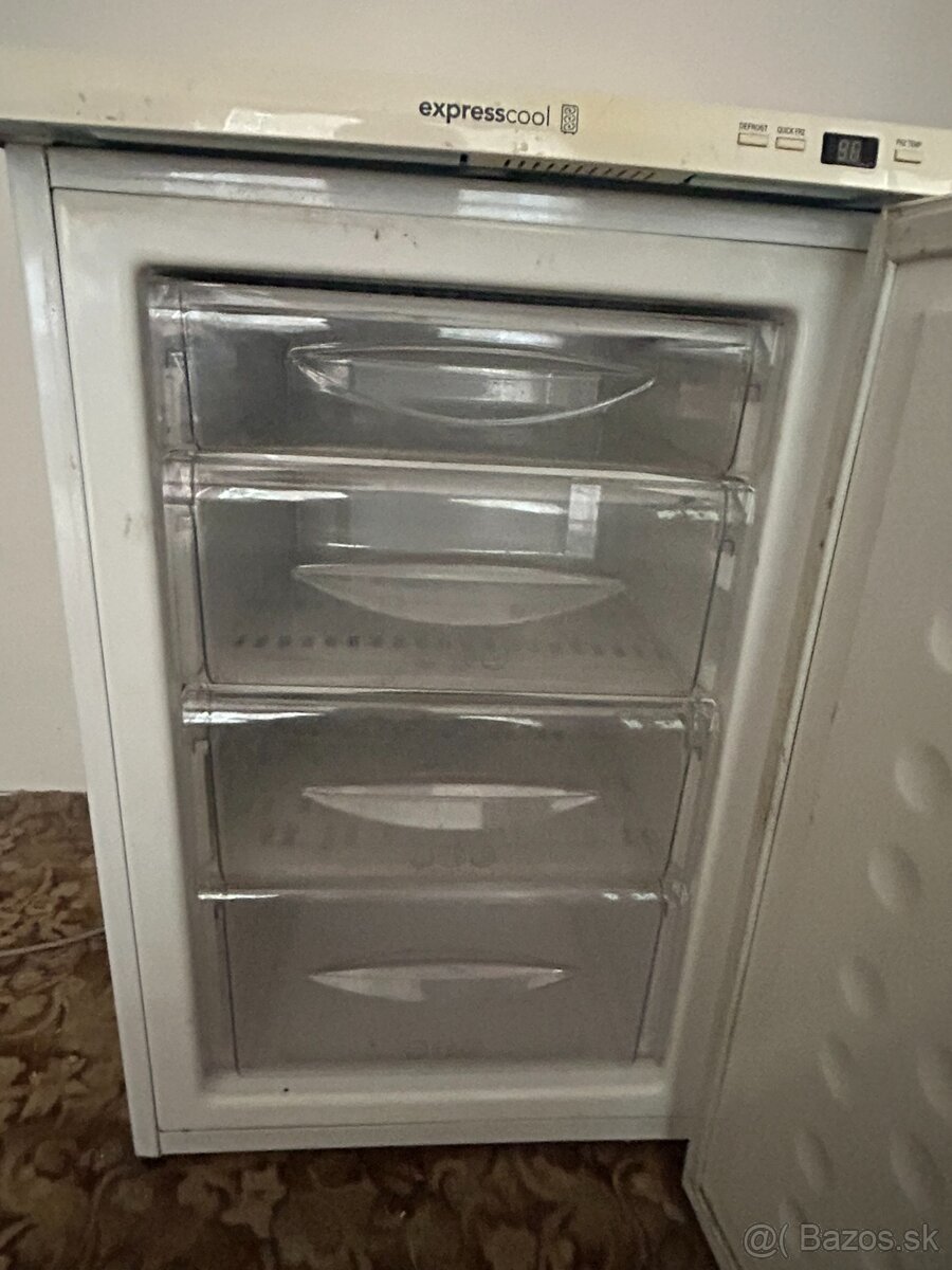 Šuplíkový malý mrazák LG - 2