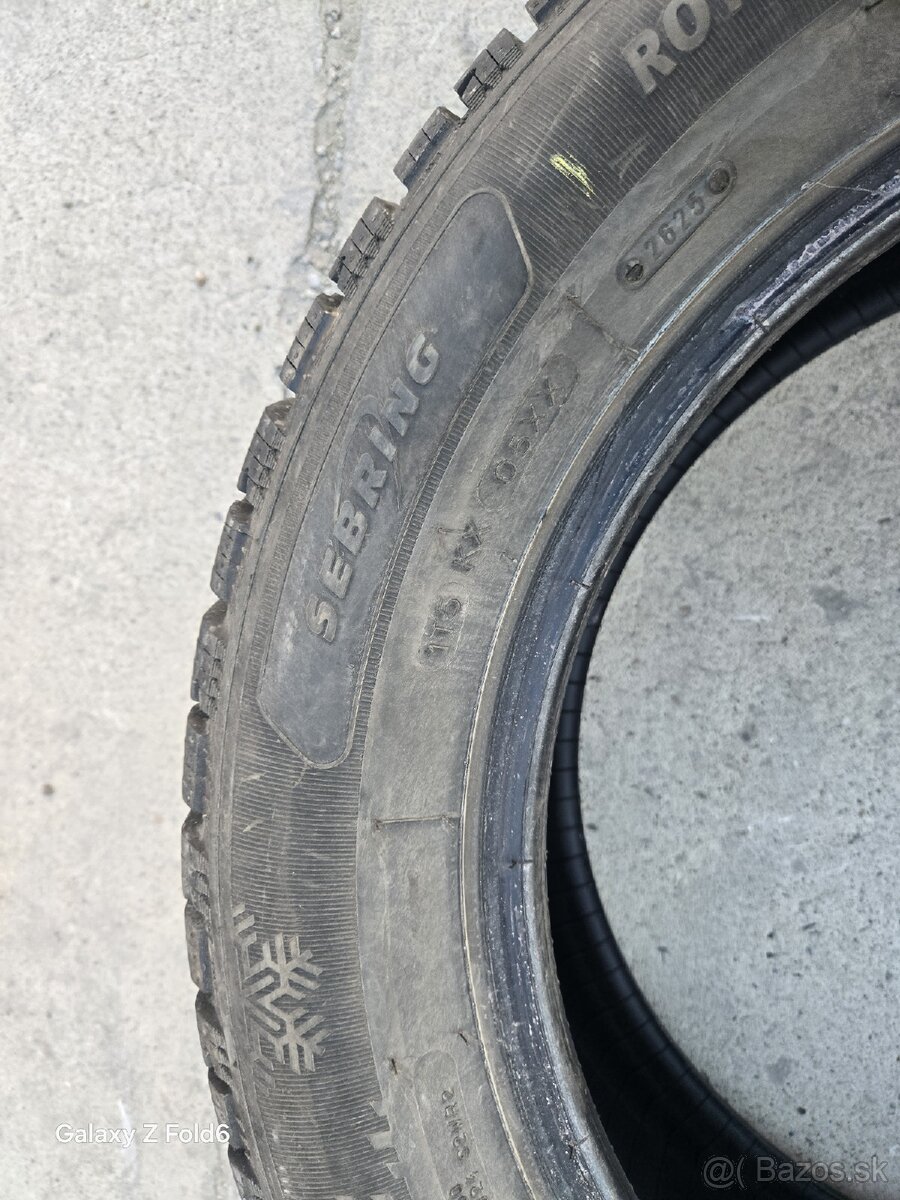 Na predaj zimné pneumatiky 215/60 R17 - 2