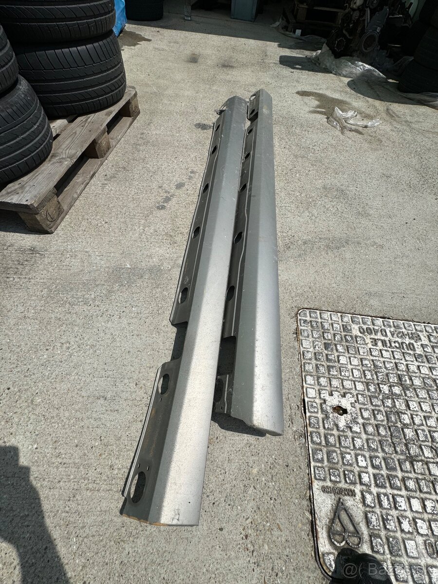 W221 Predfacelift podbehy - 2