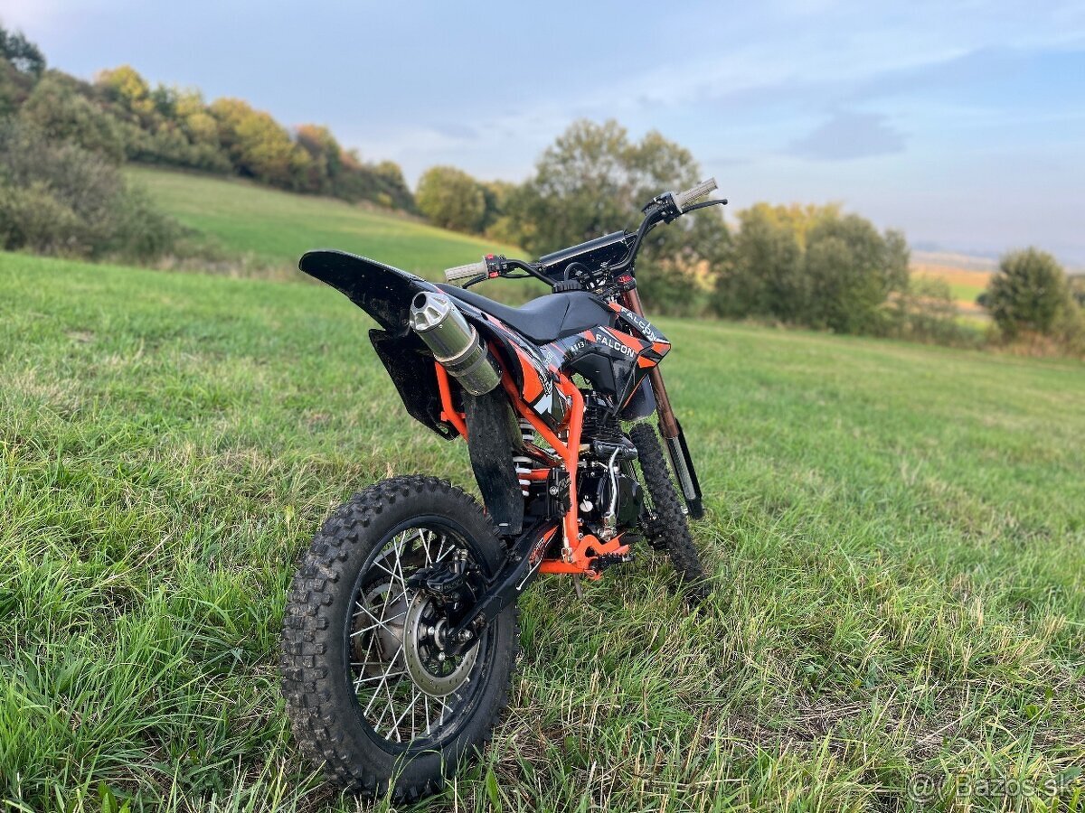 Falcon 150