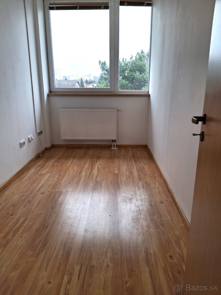 Prenájom kancelárií o výmere 80 m2 ul. Bytčická - 2