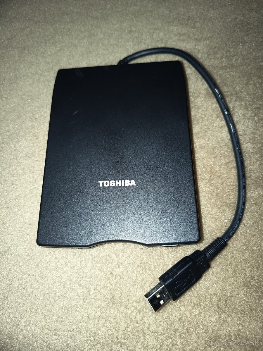 Disketova jednotka Toshiba - 2