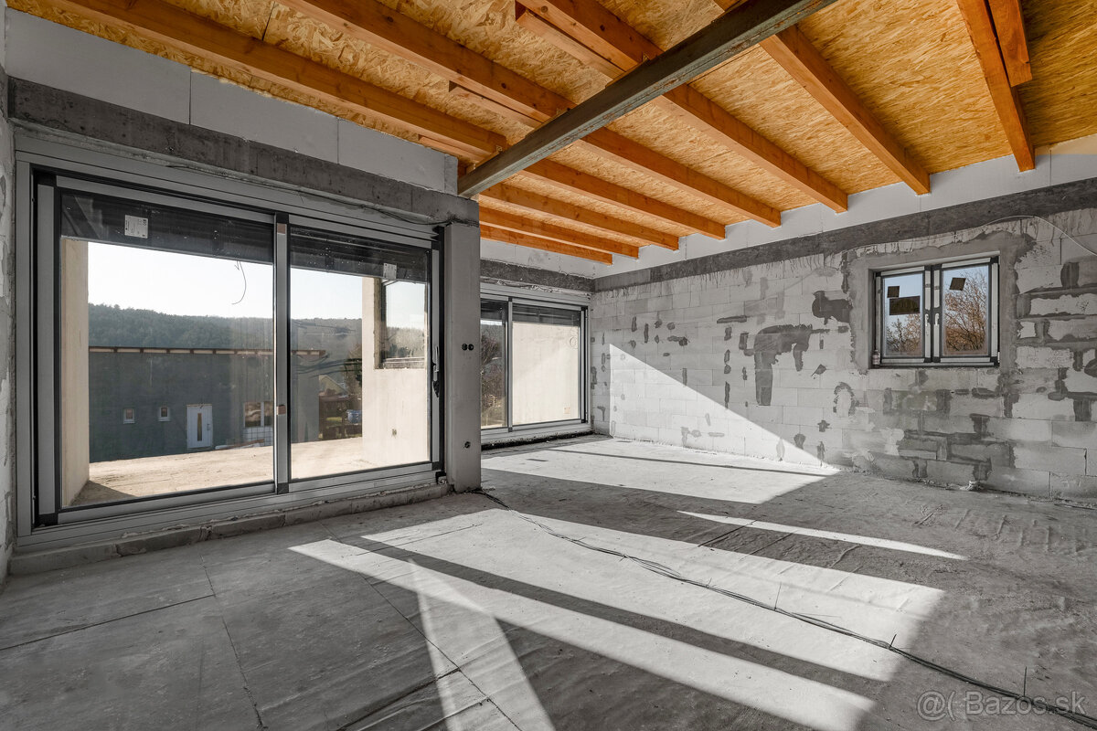 Svetlý a priestranný bungalov | Košice - Myslava - 2