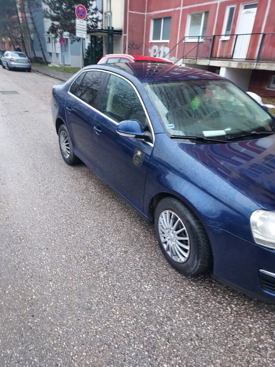 Predam Vw jetta 1,9 tdi 2007 - 2