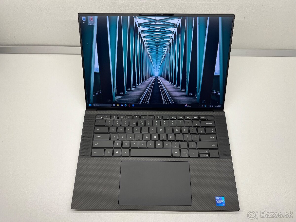 Dell Precision 5560 15.6" i7-11850H/32GB/512GB/FHD - 2