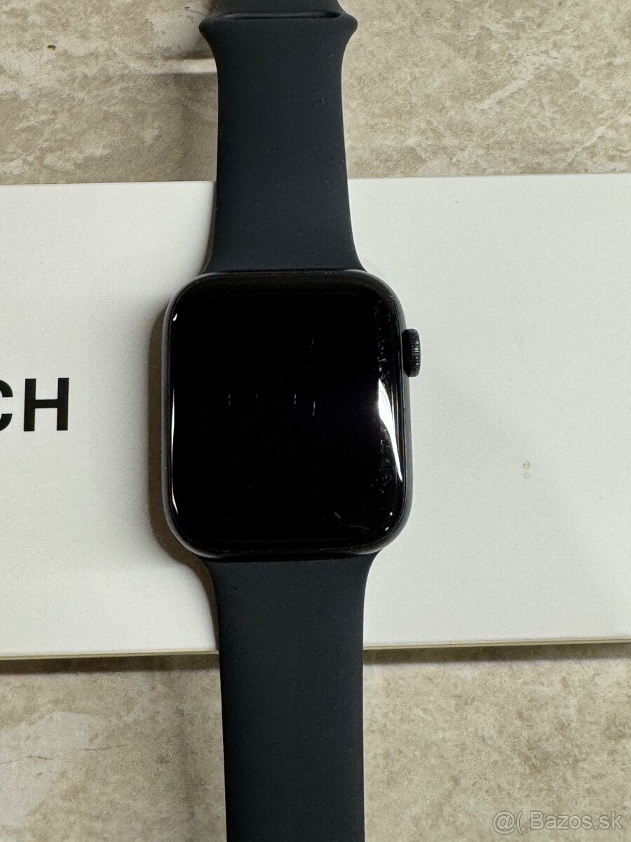Apple Watch SE 44mm - 2