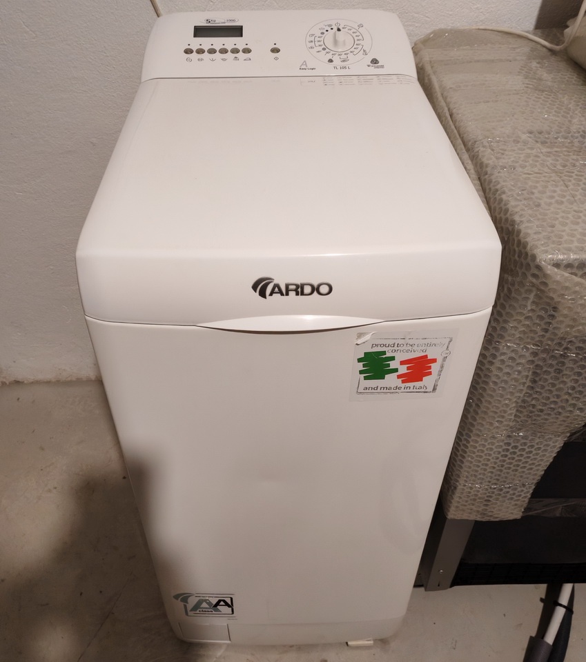 Z vrchu plnená práčka Ardo v super stave - 2