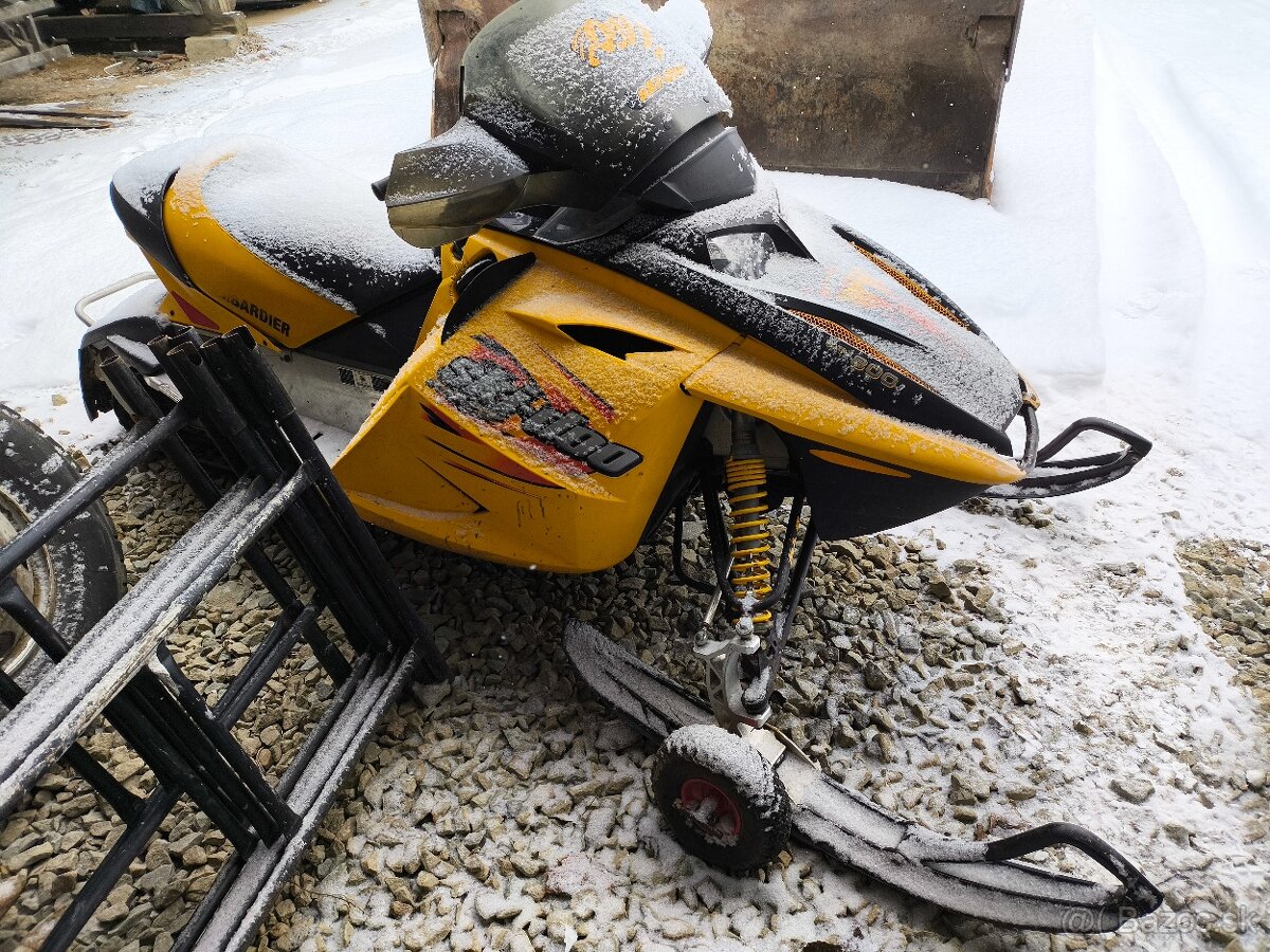 Ski doo Bombardier mxz 800r - 2