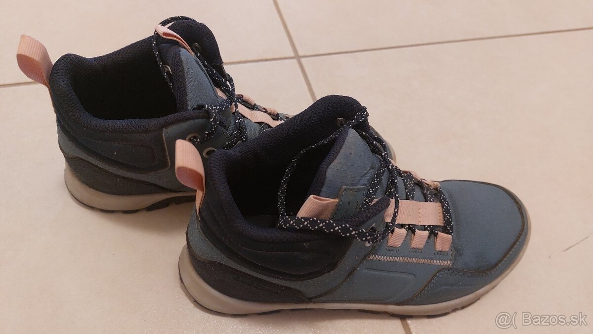 Predam turisticke topanky v.37 - 2