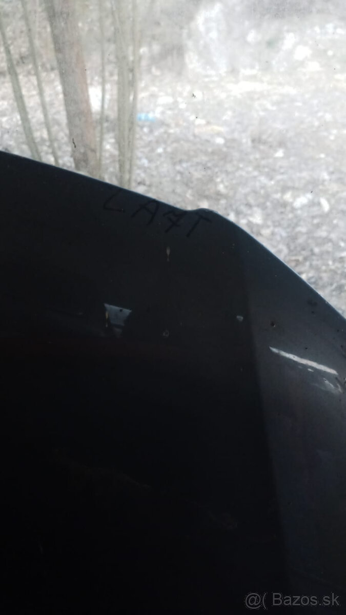 Predná kapota VW Passat b6 - 2