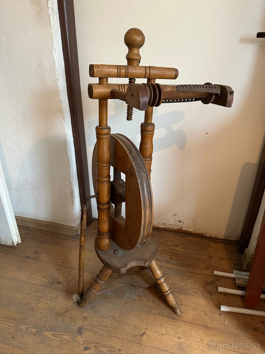 Starozitny Kolovrator - 2