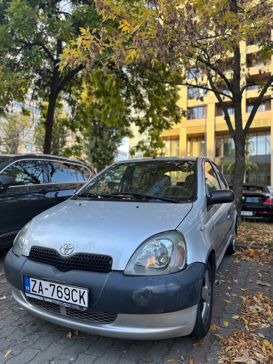 Toyota Yaris 1.0 - 2