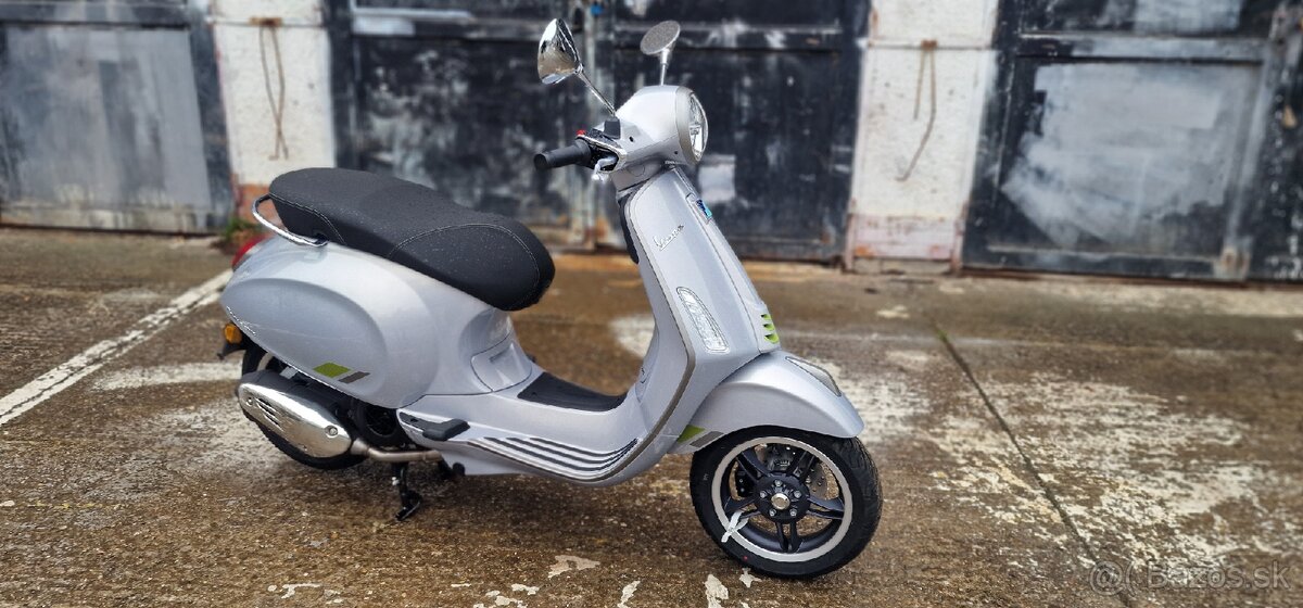 Vespa Primavera 125 Tech - 2