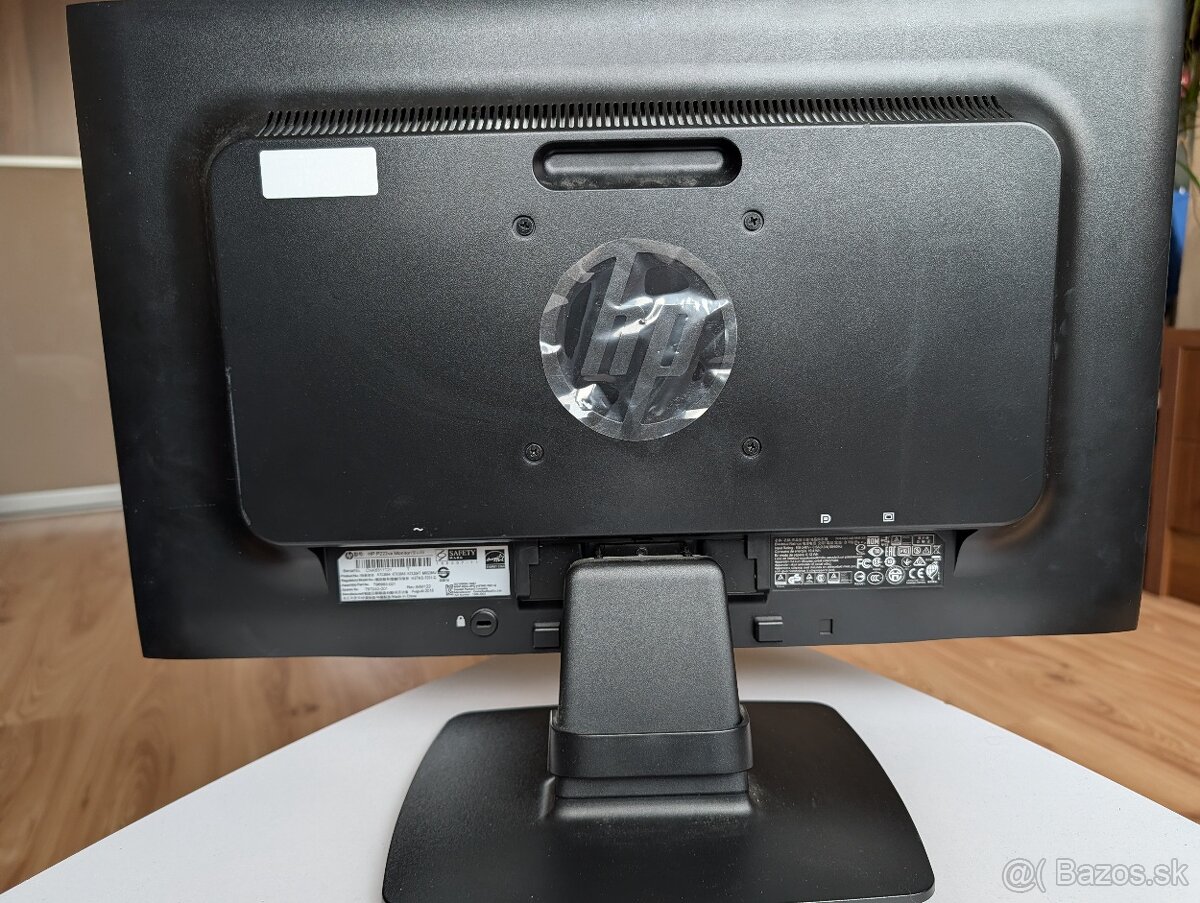 Monitor HP P222va (21,5-palcový) - 2