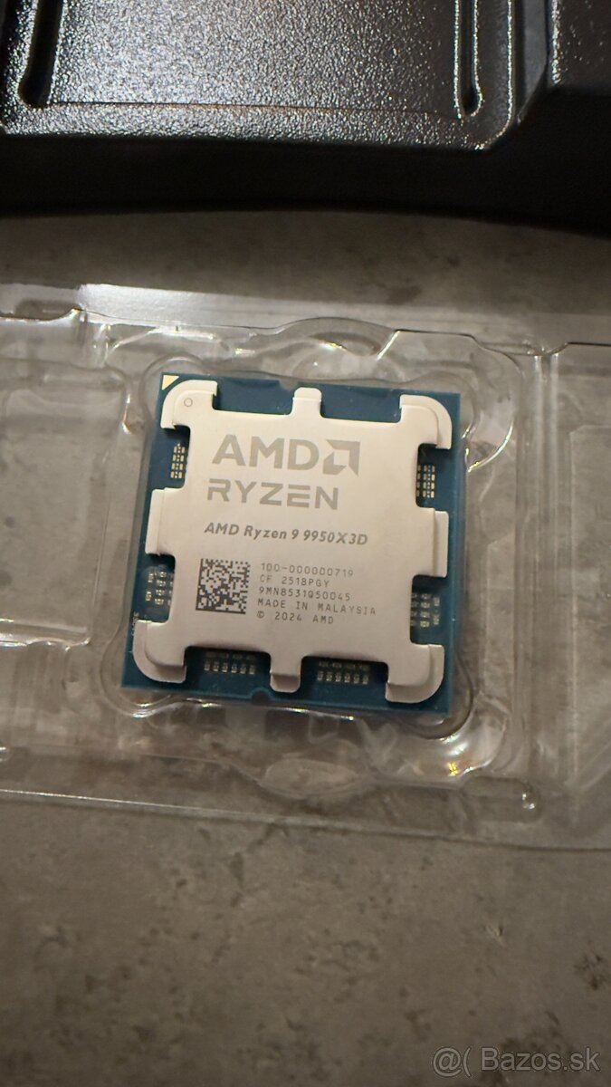 Procesor AMD Ryzen 9 9950X3D (v zaruke) - 2