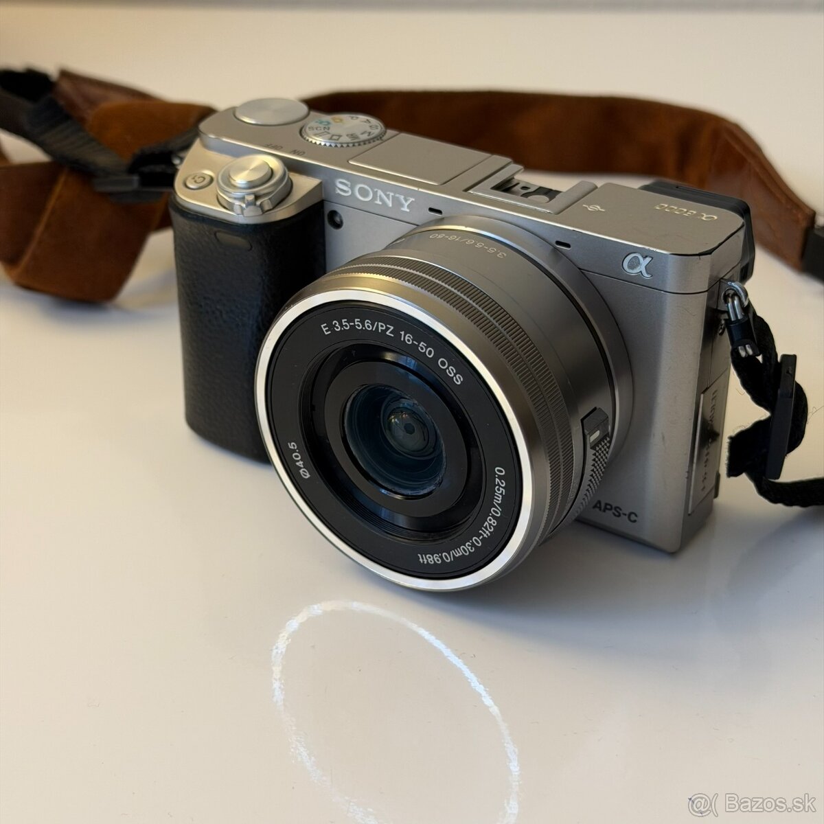 Sony Alpha A6000 + 16-50 mm černý - 2