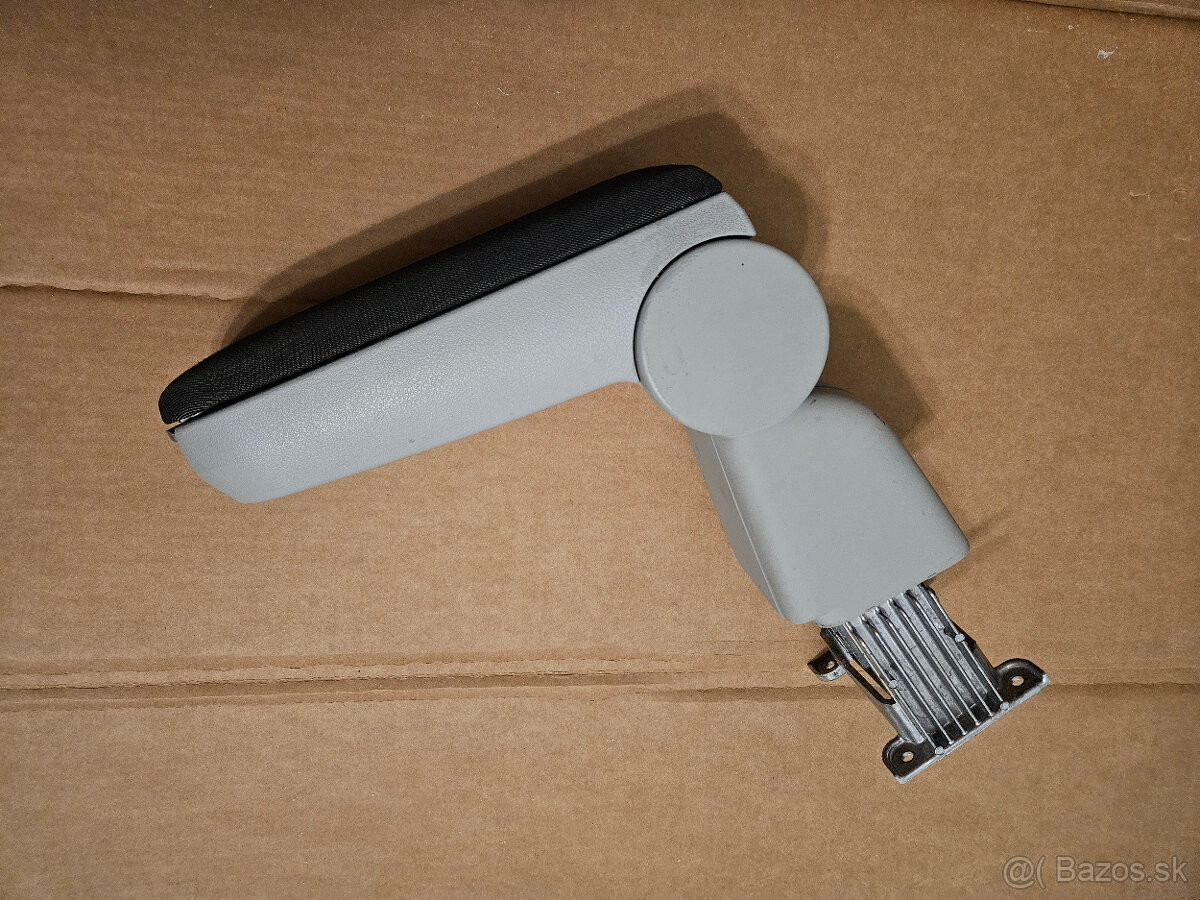 Škoda Fabia 2 Roomster lakťová opierka - 2