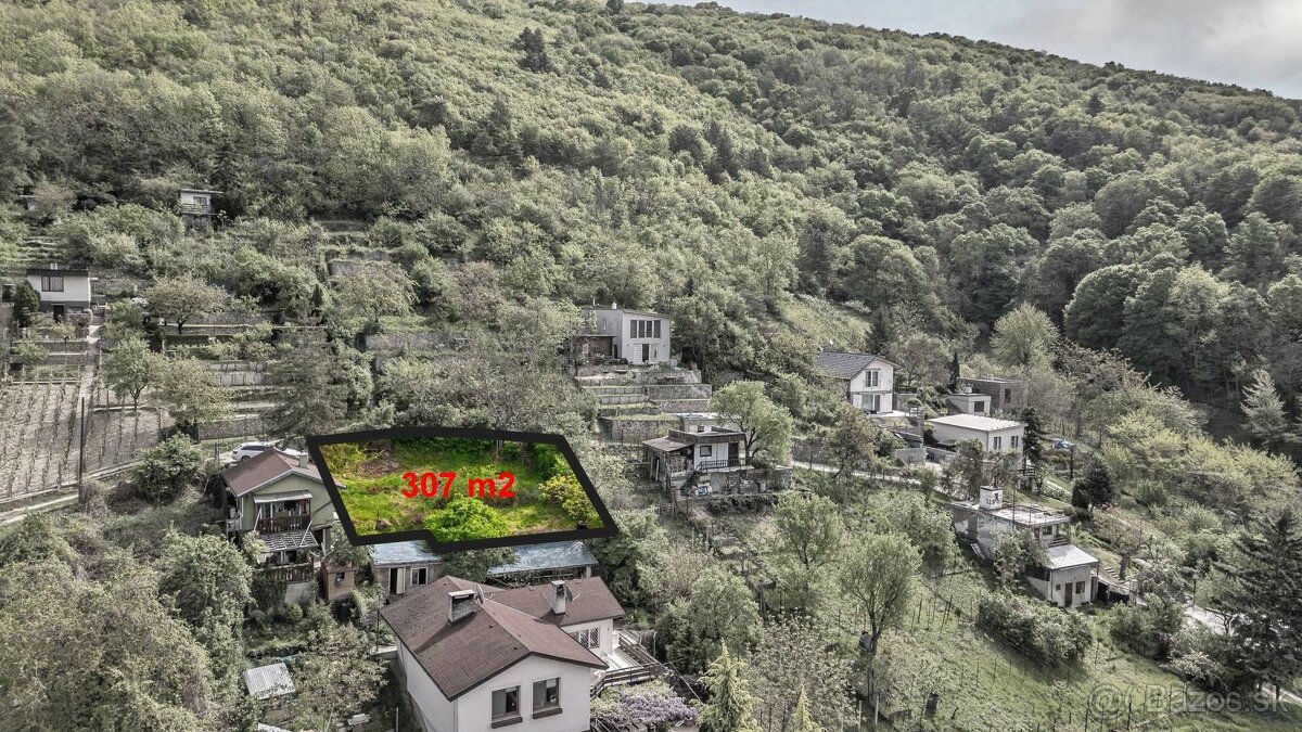 NA PREDAJ: Fantastická príležitosť Pozemok s dokonalým výhľ - 2