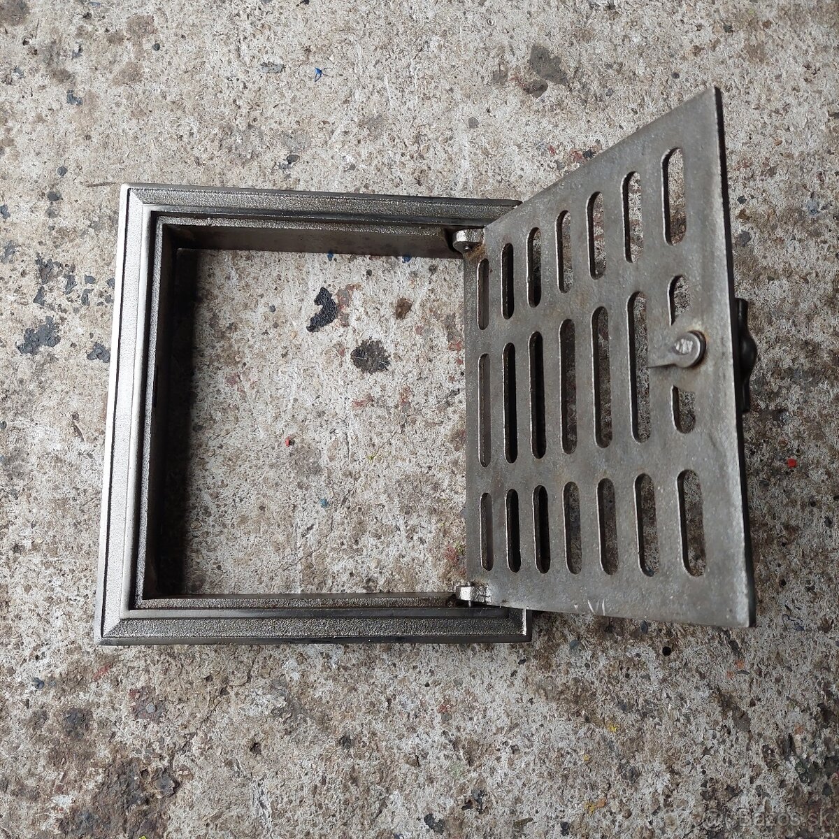 Liatinové dvierka na pec sada 8 - 2