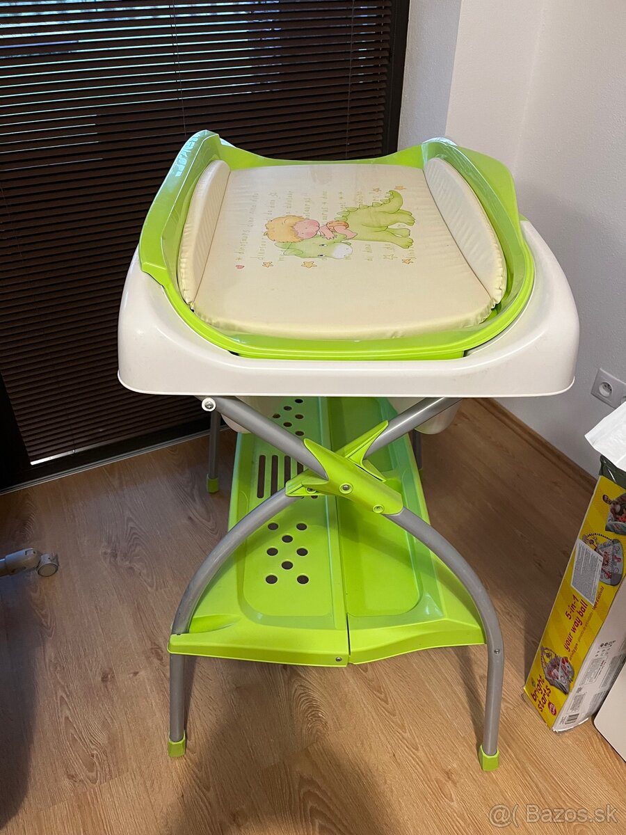 Vanička s prebaľovacím pultom - 2