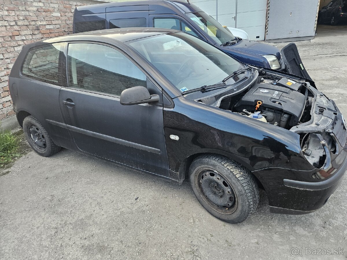 VW Polo r.v. 2003 1,2 47kW 6N1 na náhradné diely. - 2