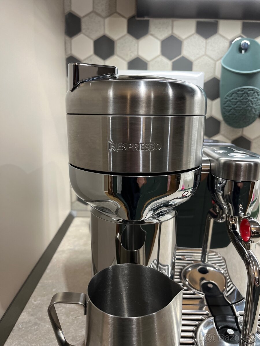 Kávovar Nesspreso Creatista - 2