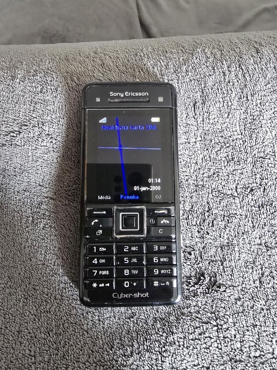 Sony Ericsson C902 - 2