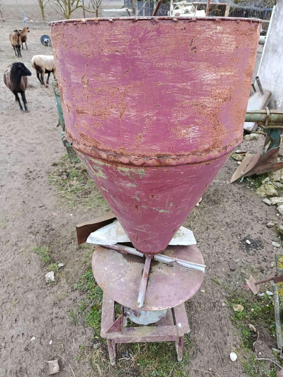 Poľnohospodárska technika za traktor - 2