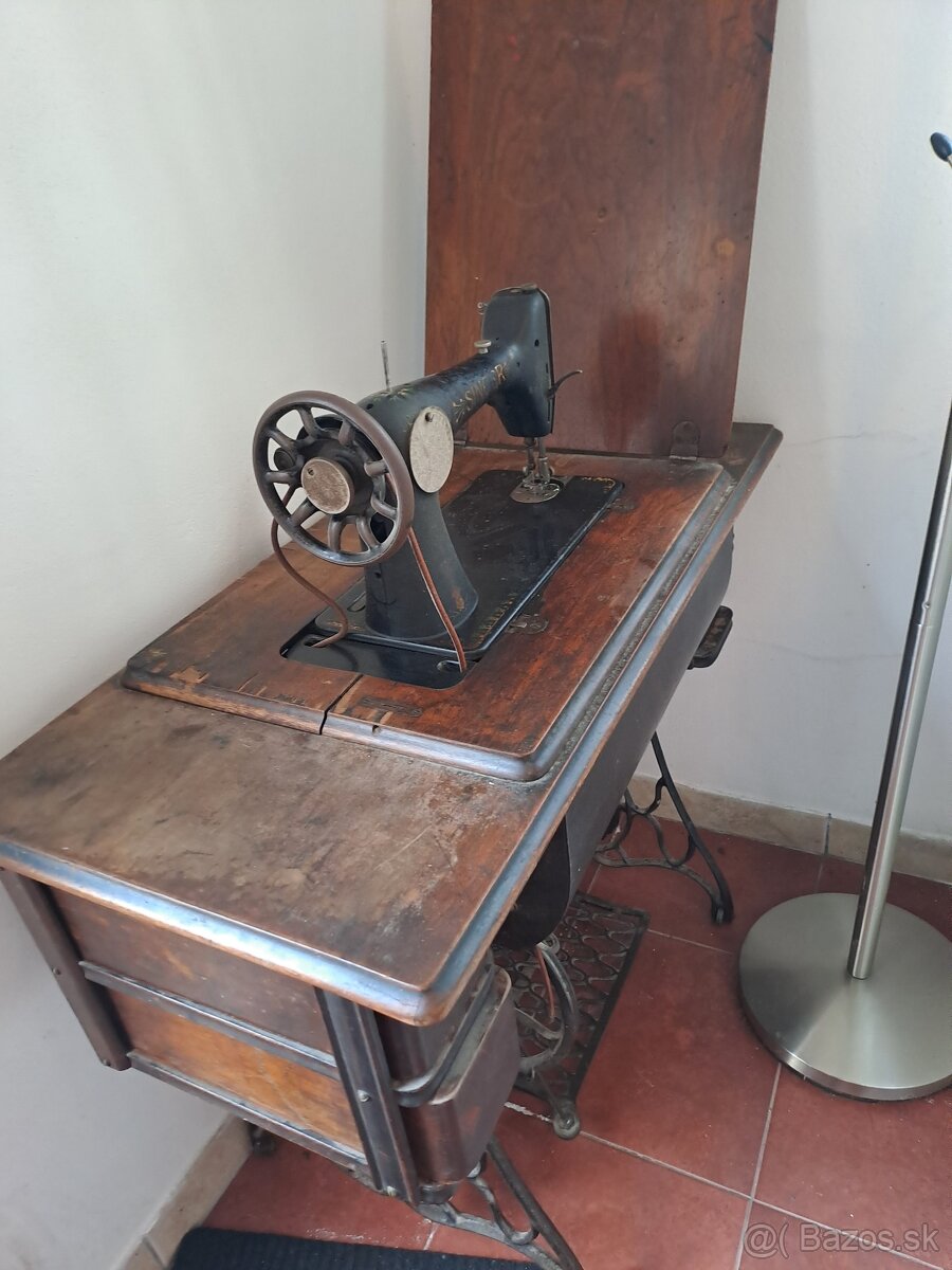 Šijací stroj - 2