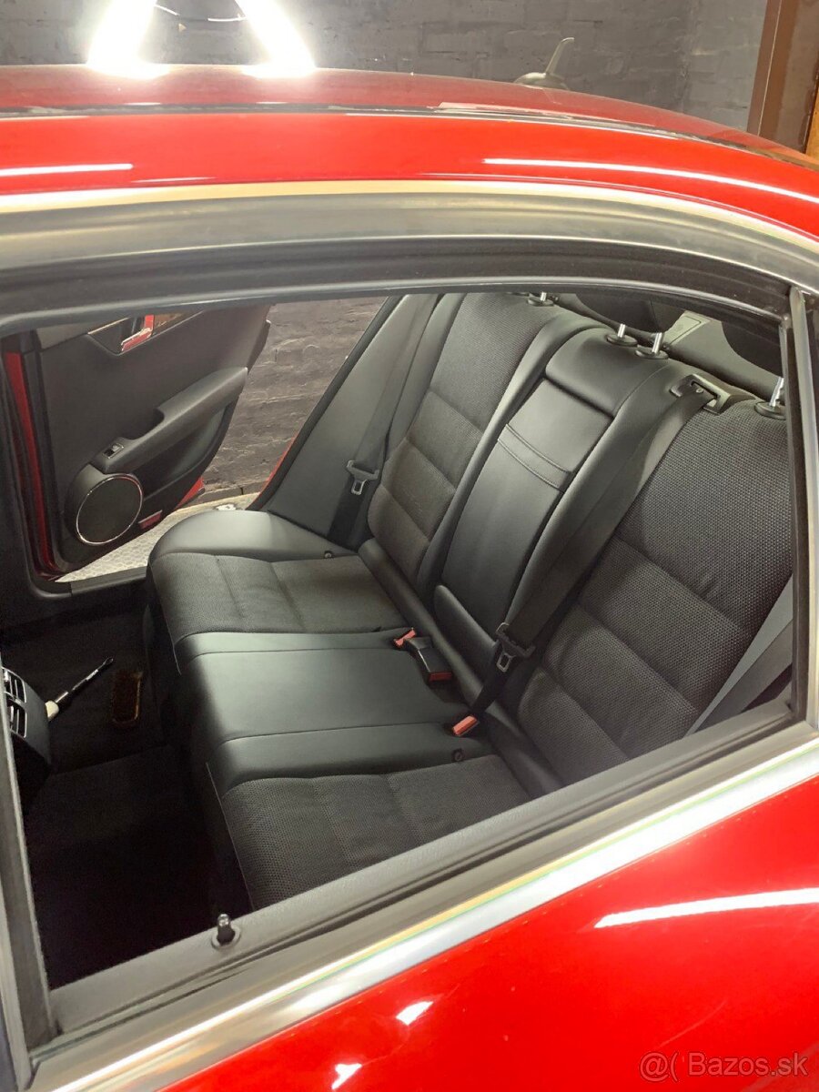 Mercedes Benz 200CDI - 2