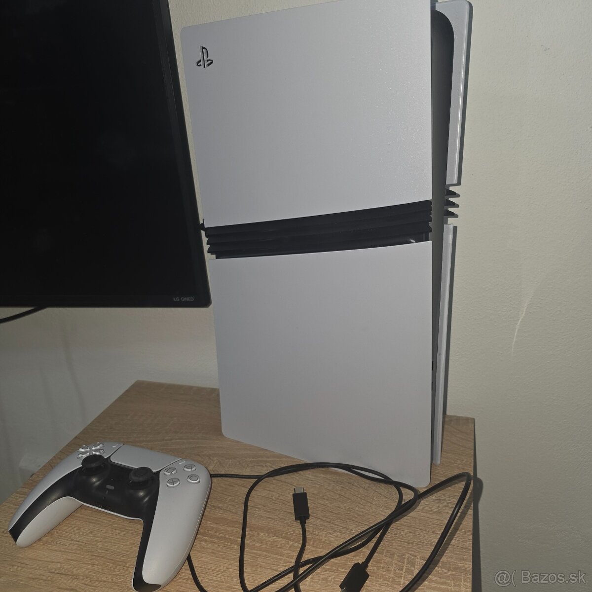 Sony PlayStation 5 PRO------ 590e - 2