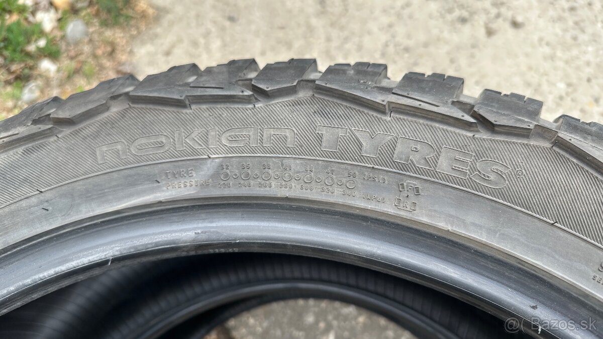 Nokian TYRES 285/45R22 pneu zimne teren - 2