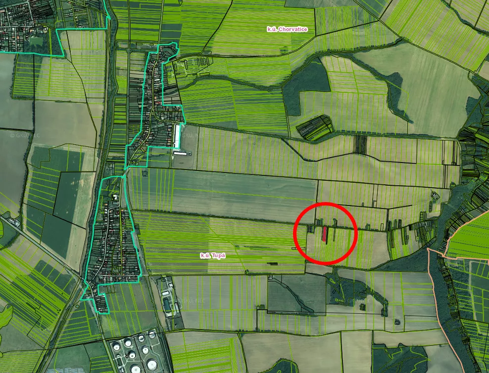Tupá – 1.000 m2 ORNÁ PÔDA - 2