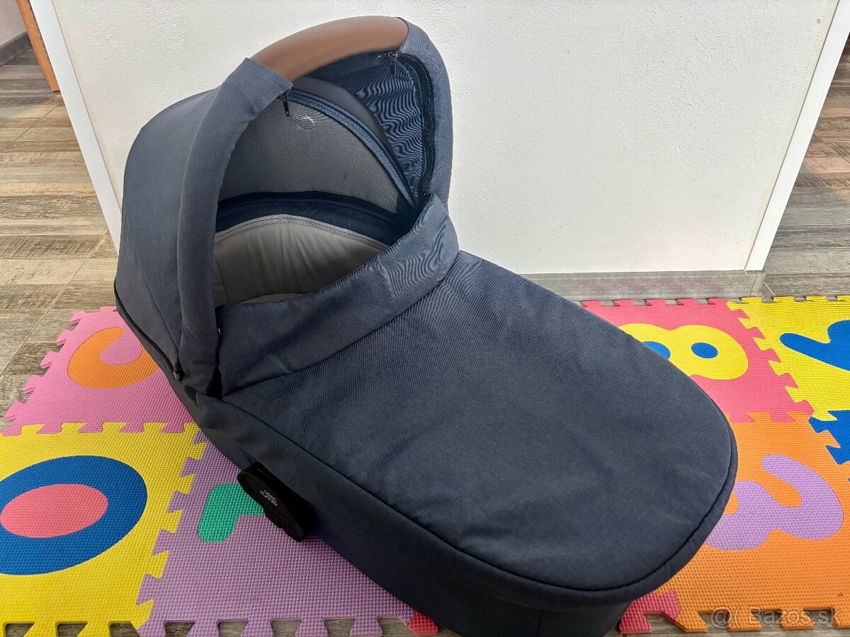 Britax Römer Smile III 2v1 - 2