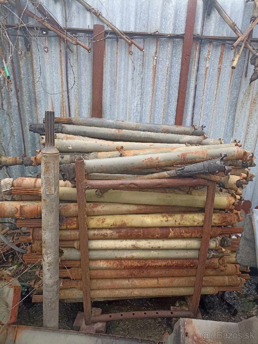 PRAGA V3S náhradné diely - 2