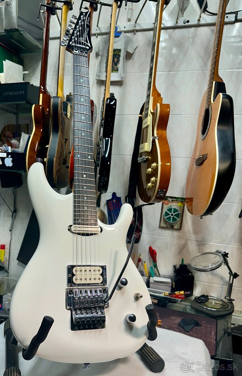 Joe Satriani JS 2400 - 2