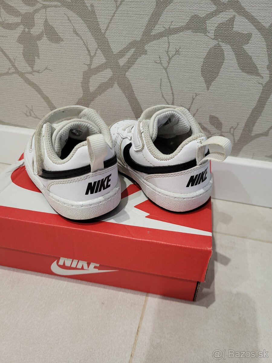 Botasky Nike - 2