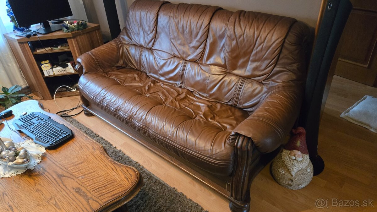 sedačka (gauc) + kreslá + stolík do obyvacky - 2