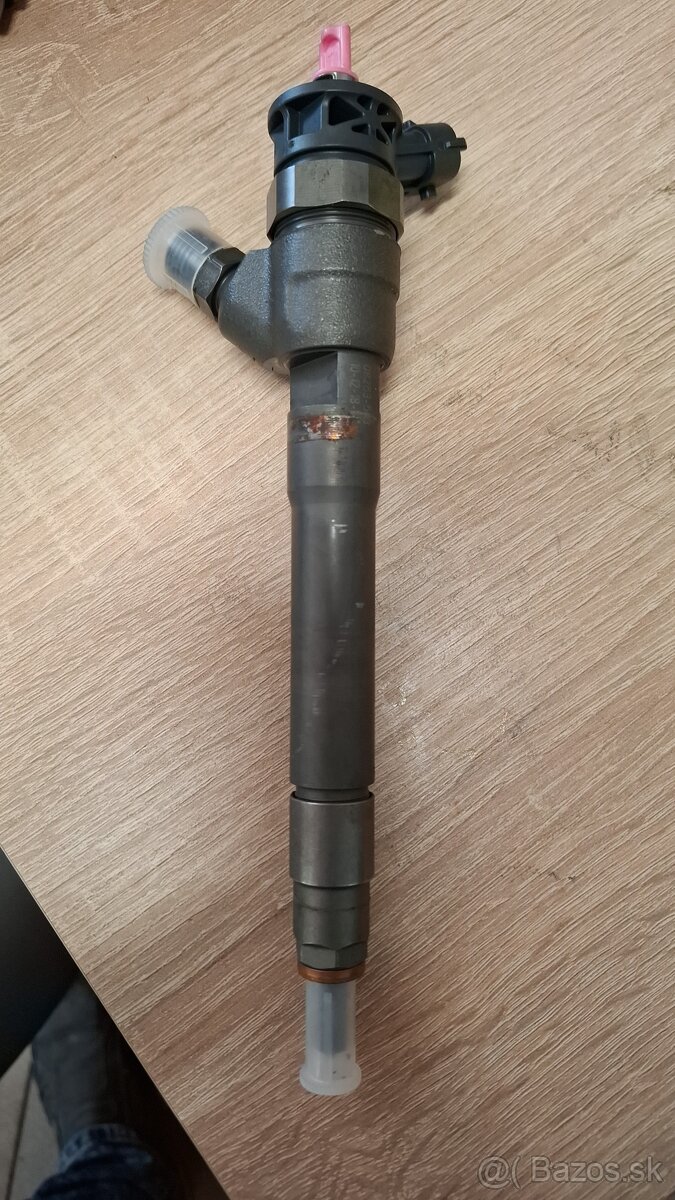 Predám vstrekovače Renault - 2