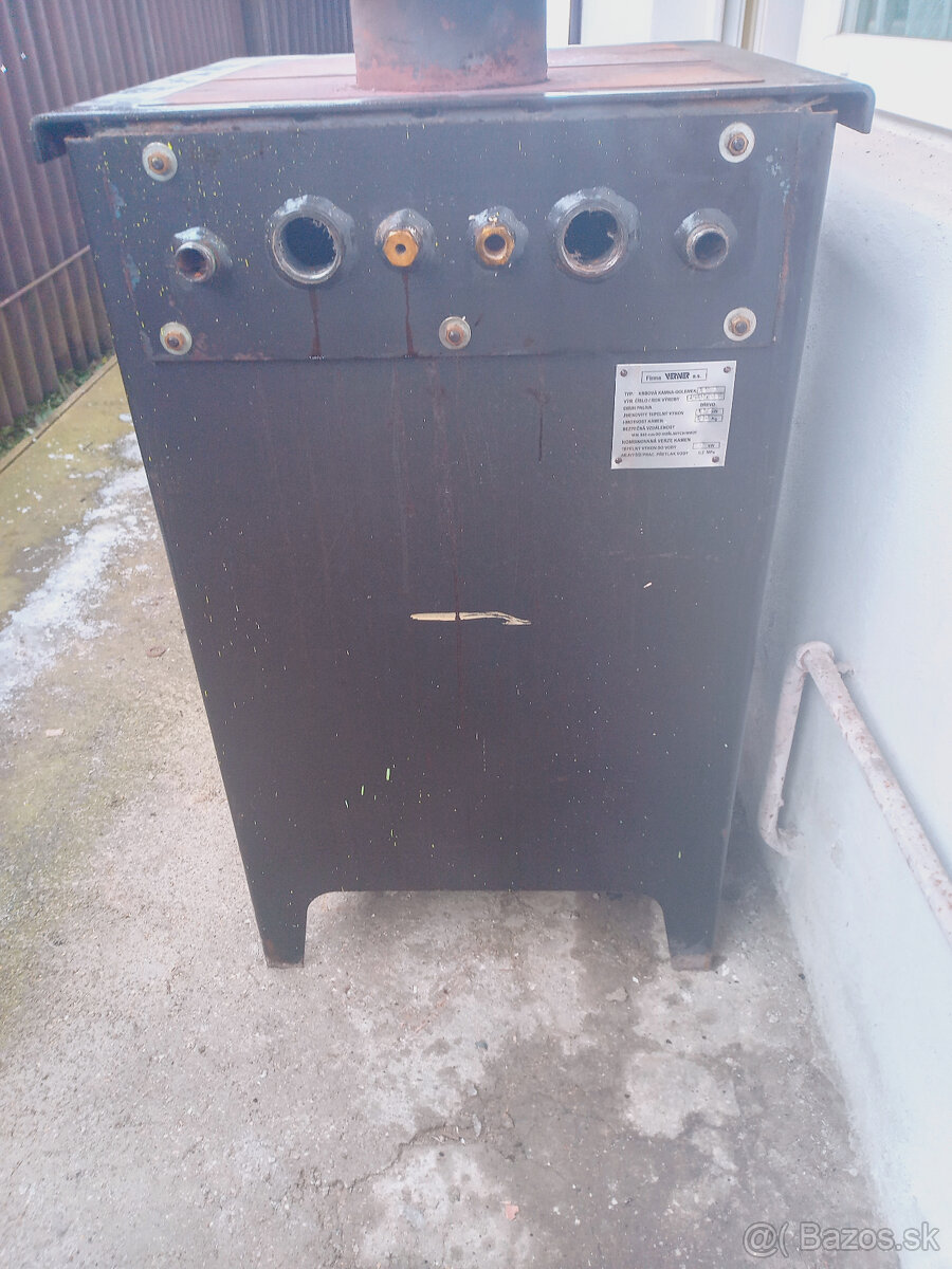 Predám krbovú pec s teplovodným vymenníkom - 2