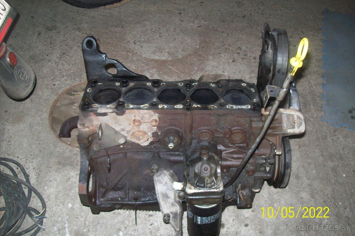 Polomotor na VW T4 2,4 D - 2