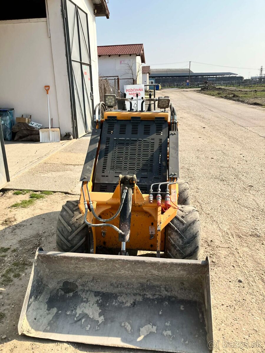 Mini nakladač HardLynx TY 323S - 2