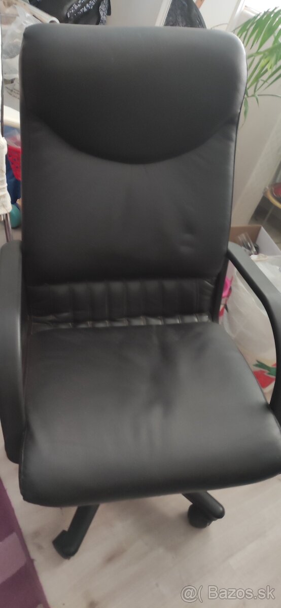Kancelárska stolička - 2