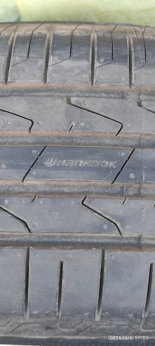 Hankook pneumatiky 60€ ks. - 2
