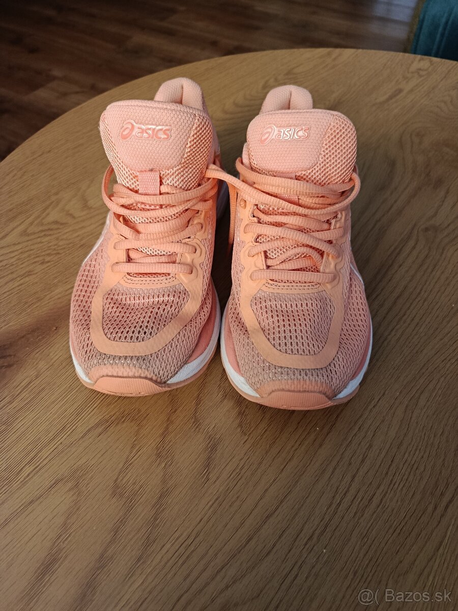 Predám tenisky asics - 2