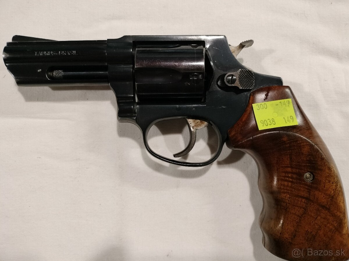 Revolver Zn. TAURUS - 2