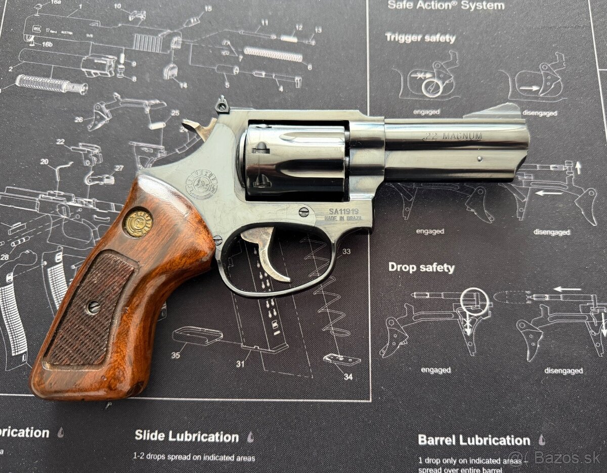 Predám Taurus .22 Magnum - 2